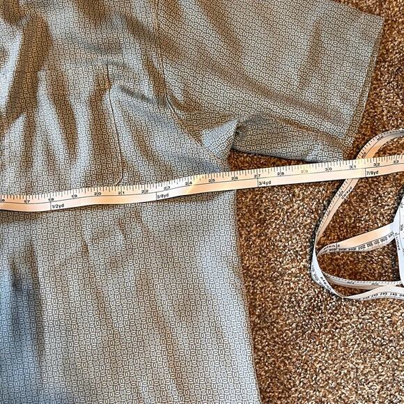 Toscano Silk designed by Patrick Assaraf.  Short Sleeve, Button Up.  Size XXL - Picture 4 of 7